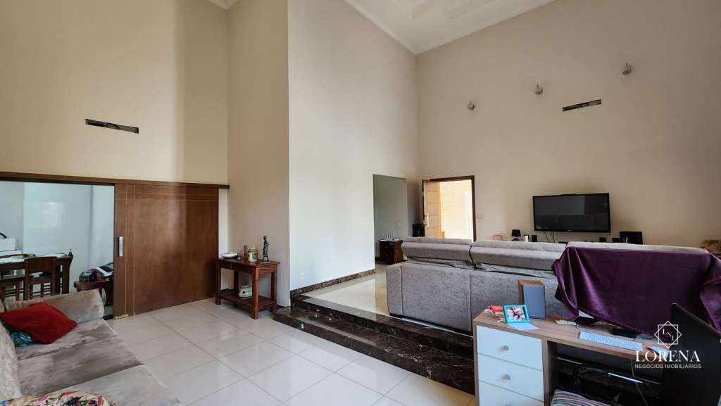 Casa com 4 quartos à venda, 215m² — foto 8 de 30