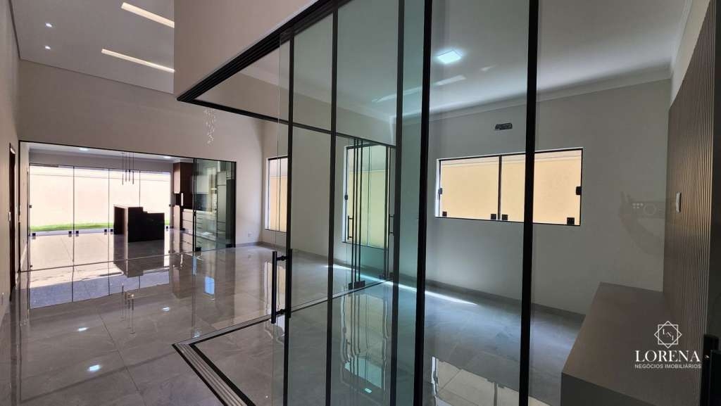 Casa com 3 quartos à venda, 200m² — foto 4 de 30