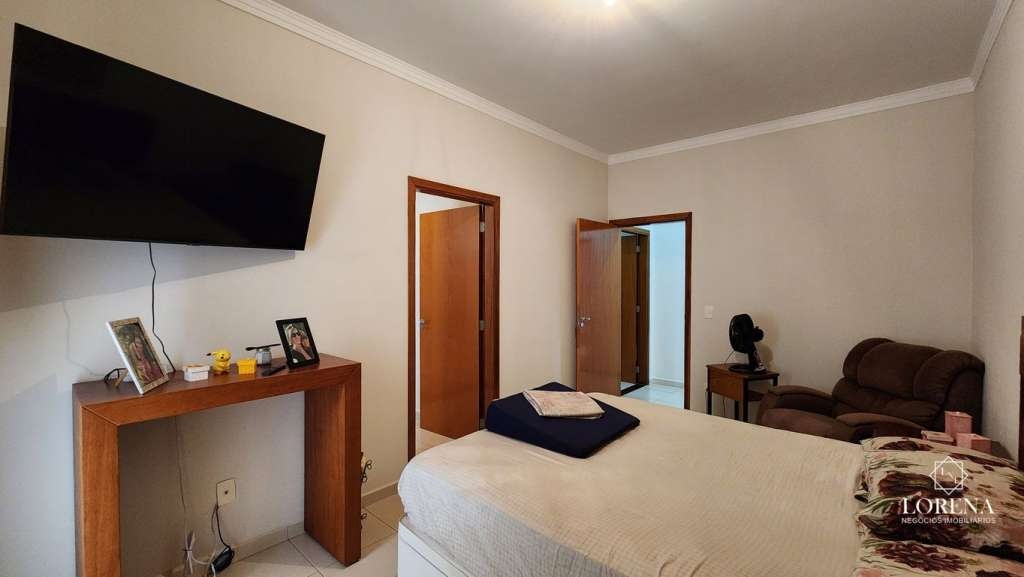 Casa de Condomínio com 3 quartos à venda, 225m² — foto 15 de 30