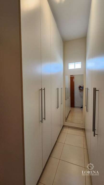 Casa de Condomínio com 3 quartos à venda, 225m² — foto 17 de 30