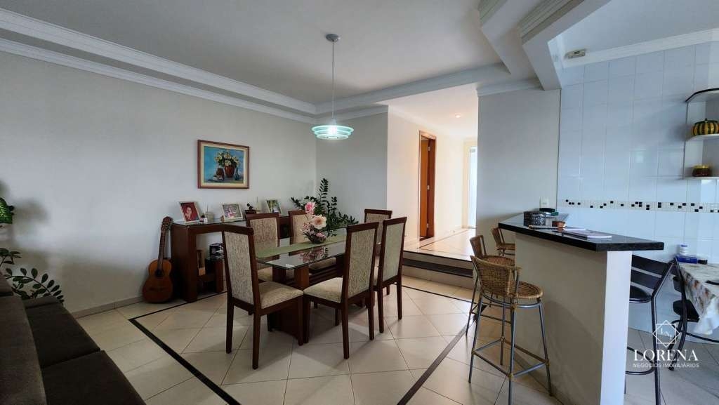Casa de Condomínio com 3 quartos à venda, 225m² — foto 8 de 30