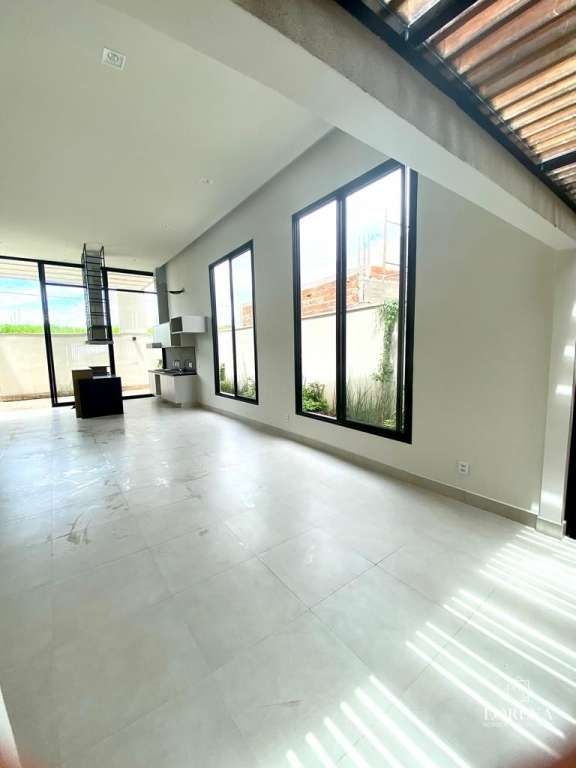 Casa com 3 quartos à venda, 166m² — foto 12 de 38