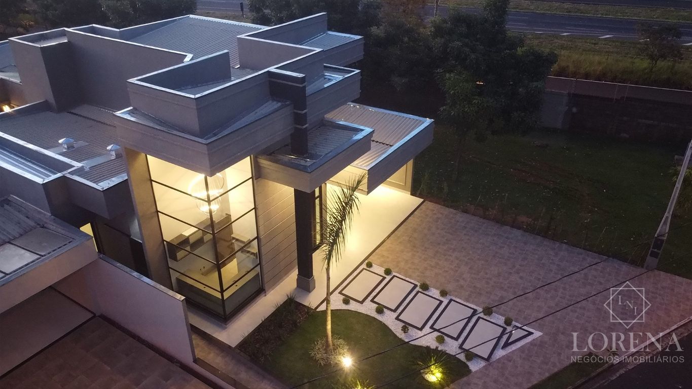 Casa de Condomínio com 3 quartos à venda, 290m² — foto 1 de 30