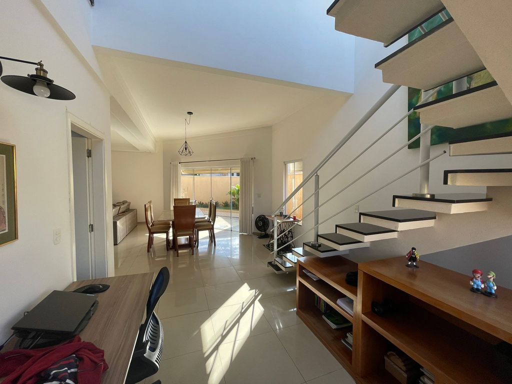 Casa de Condomínio com 3 quartos à venda, 236m² — foto 29 de 30