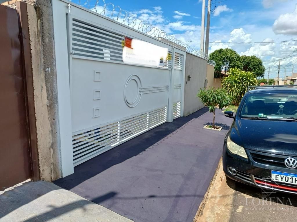 Casa com 2 quartos à venda, 69m² — foto 2 de 13