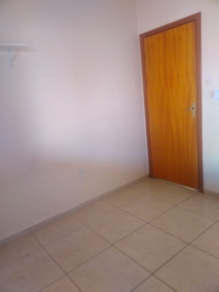 Casa com 1 quarto à venda, 100m² — foto 2 de 31