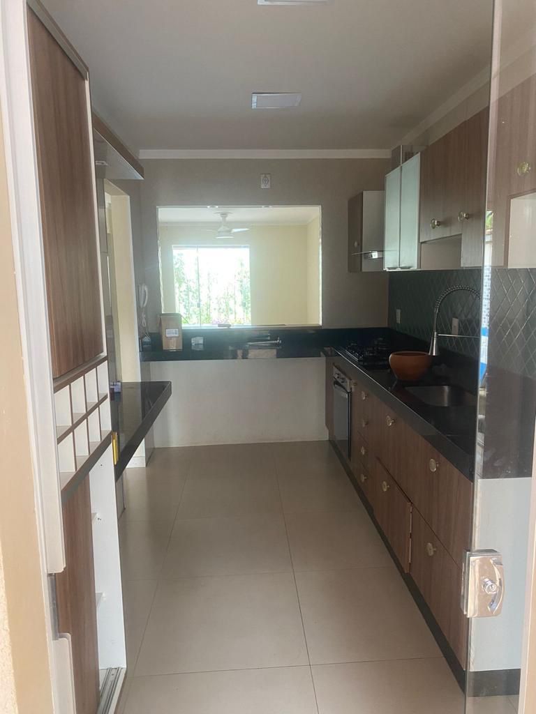 Casa de Condomínio com 3 quartos à venda, 140m² — foto 9 de 17