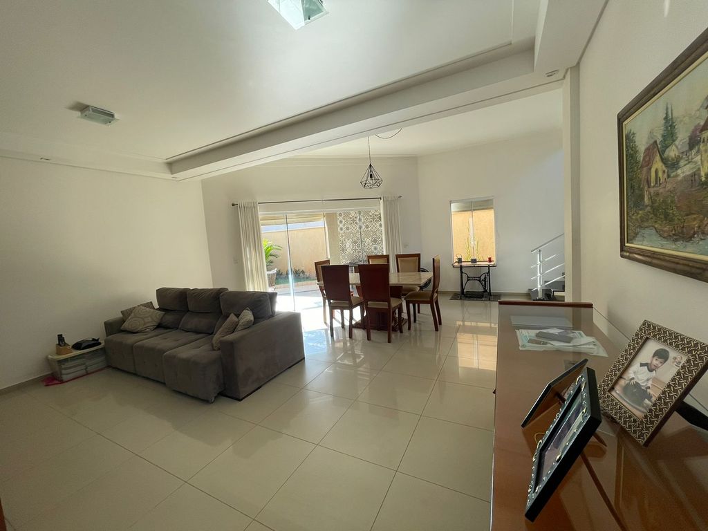 Casa de Condomínio com 3 quartos à venda, 236m² — foto 22 de 30