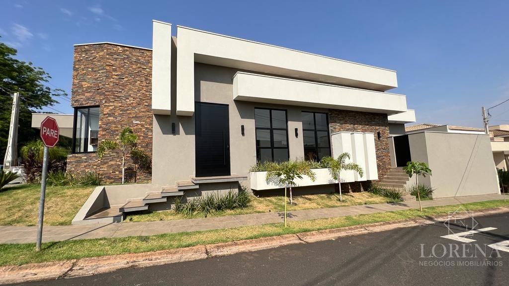 Casa de Condomínio com 3 quartos à venda, 178m² — foto 2 de 29