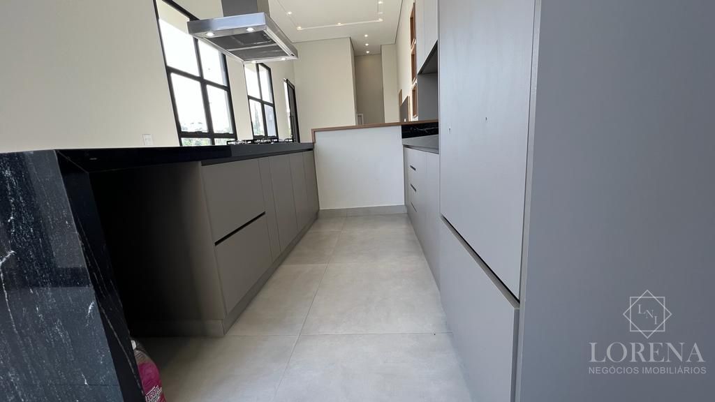 Casa de Condomínio com 3 quartos à venda, 178m² — foto 13 de 29
