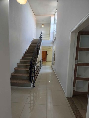 Sala - Parque Novo Mundo - Americana