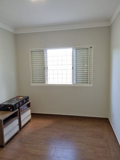 Quarto - Vila Bertini - Americana