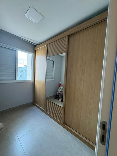 Quarto - Edificio Golden Star - Americana