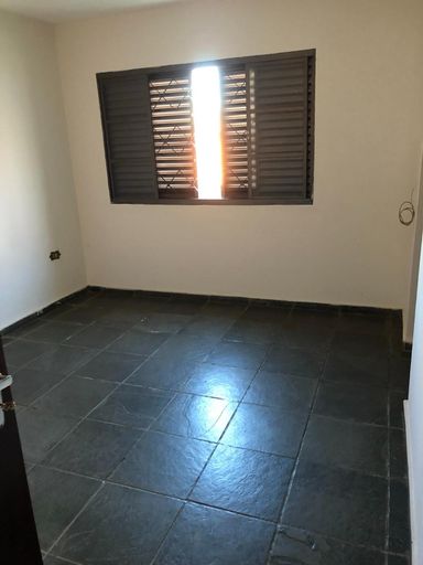 Quarto Suíte - Vila Linópolis I - Santa Barbara d'Oeste