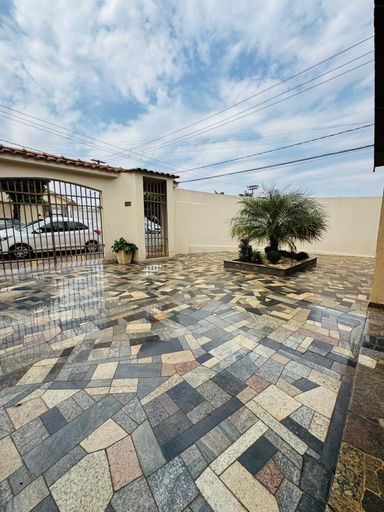 Garagem - Jardim São Francisco - Santa Barbara d'Oeste