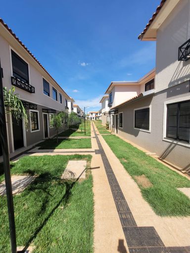 Condominio Villa Flora - Americana