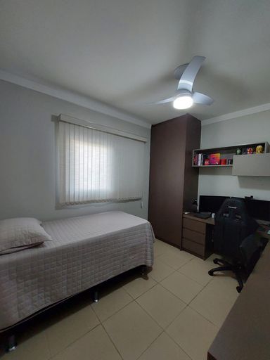 Quarto - Condominio Italia - Americana