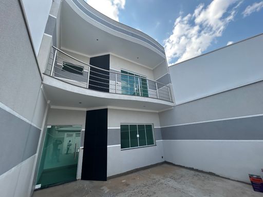 Garagem - Jardim das Orquídeas - Americana