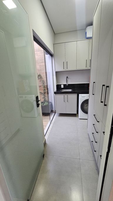 Área de Serviço - Parque Universitário - Americana