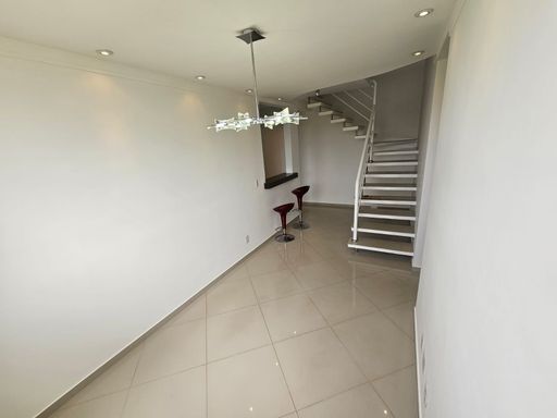 Sala - Spazio Acrópolis - Americana