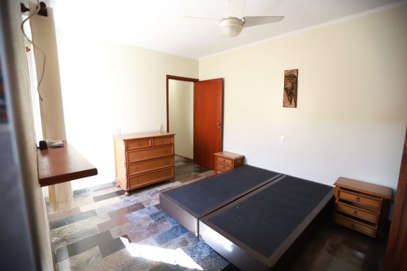 Quarto Suíte - Vila Santa Maria - Americana