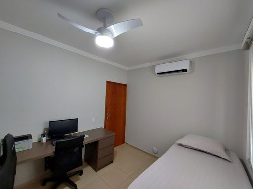 Quarto - Condominio Italia - Americana