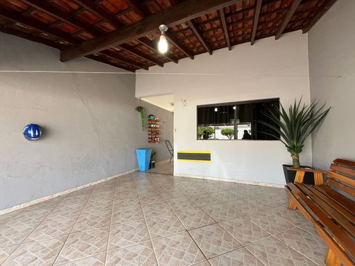 Garagem - Jardim São Francisco - Santa Barbara d'Oeste