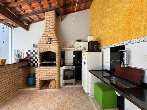 Área de Serviço - Jardim São Francisco - Santa Barbara d'Oeste