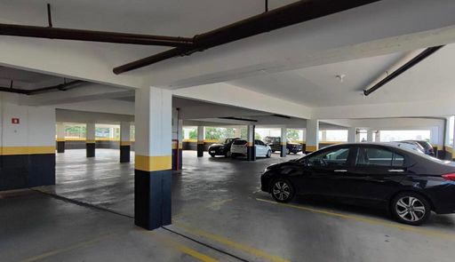 Garagem - Condominio Torres de Americana - Americana