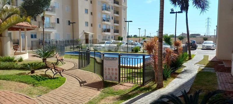 Área da Piscina - Vila Americana - Americana