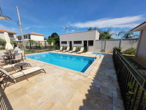 Piscina - Condominio Villa Flora - Americana