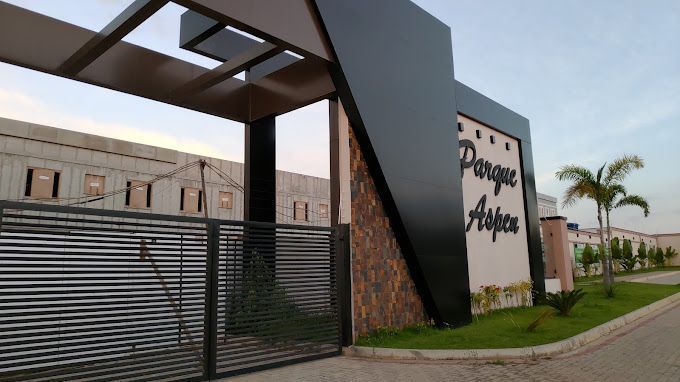 Fachada - Parque Aspen - Americana