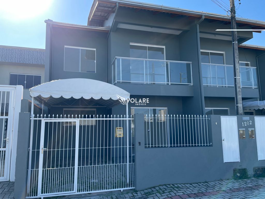 Sobrado com 2 Quartos à Venda, 78 m por R$ 590.000 - foto 1