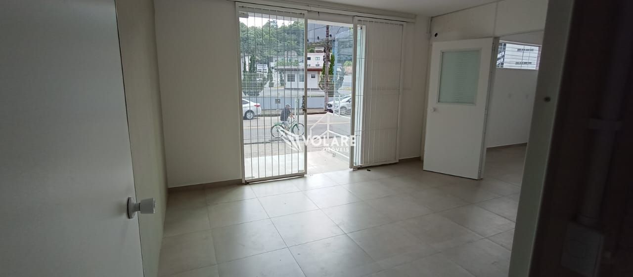 Loja 122M Próximo Hospital Sta. Catarina, Vaga Privativa e Rotativa R$7.500,00 — foto 2
