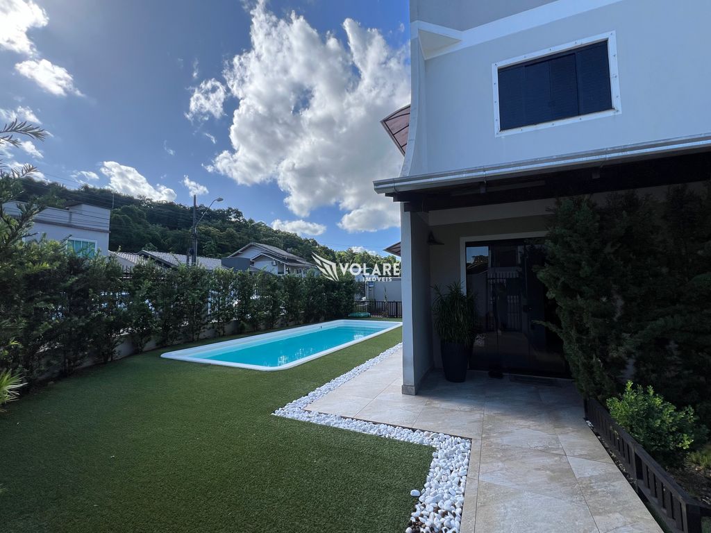 Casa com piscina, à Venda por R$ 850.000 — foto 2