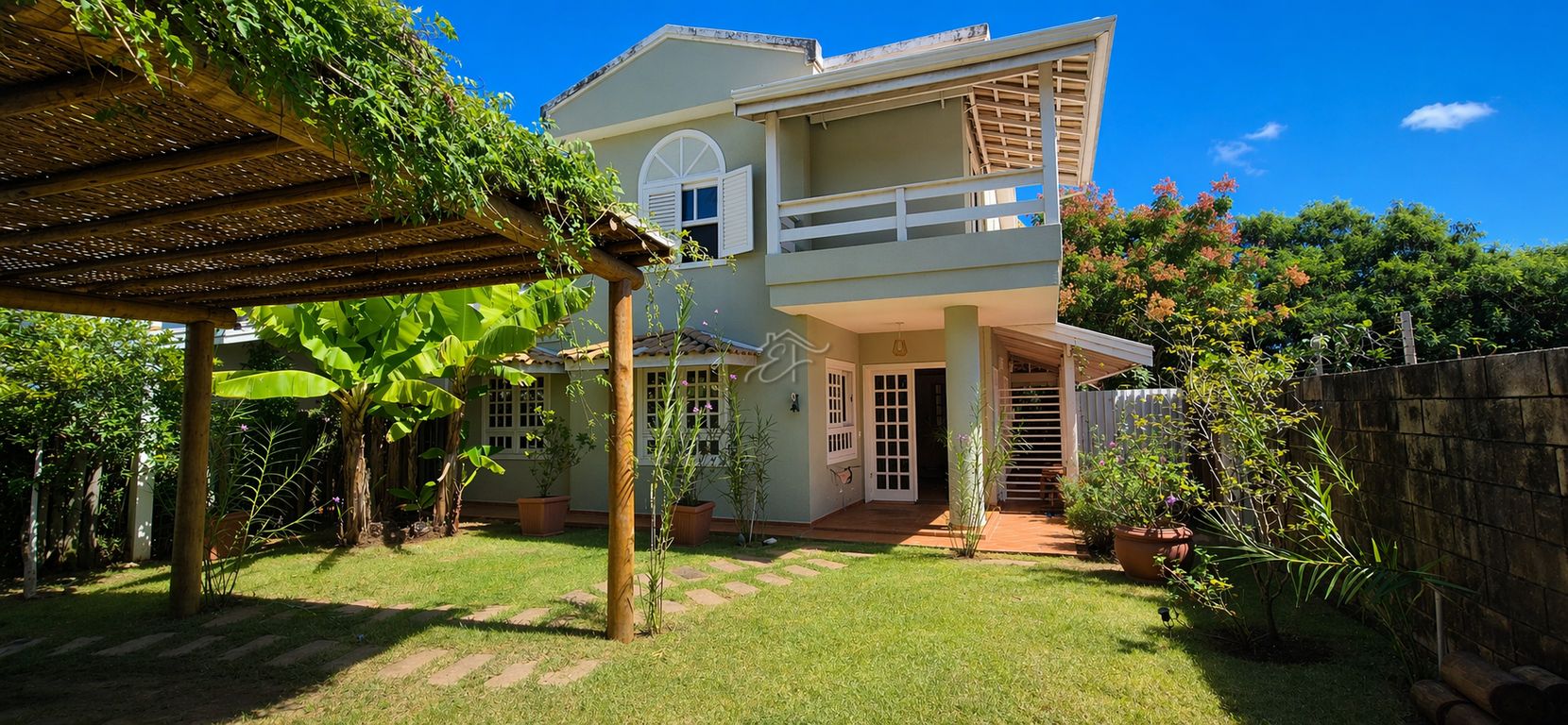 dentro do San Conrado – Sousas, Campinas