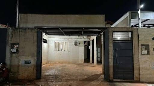 Frente e Garagem