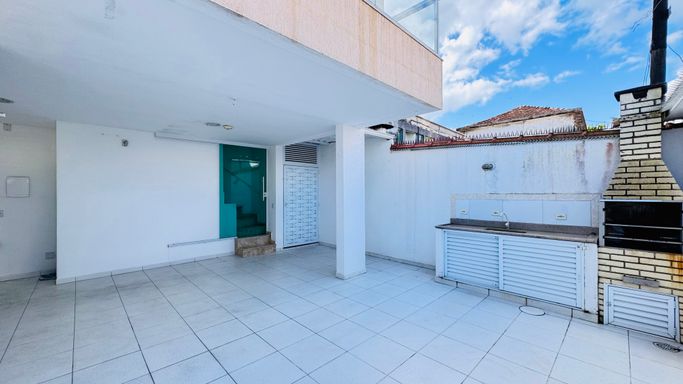 Casa à venda em Vicente de Carvalho, Guarujá