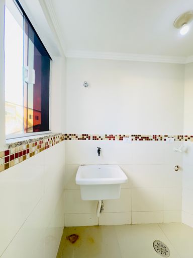 Casa à venda - Guarujá