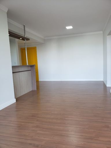 Vista de fora pra dentro sala