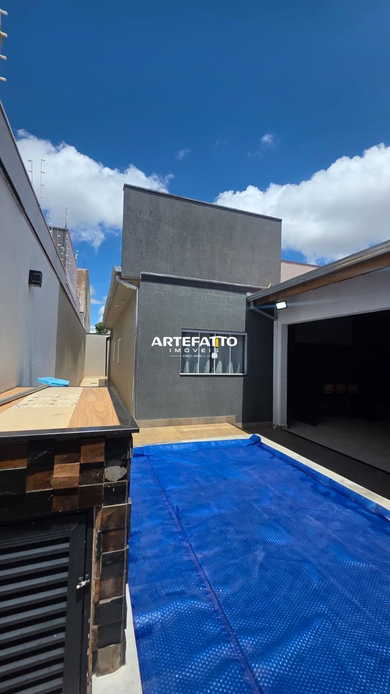 Casa à venda com 3 quartos, 120m² - Jardim Natal,Franca 