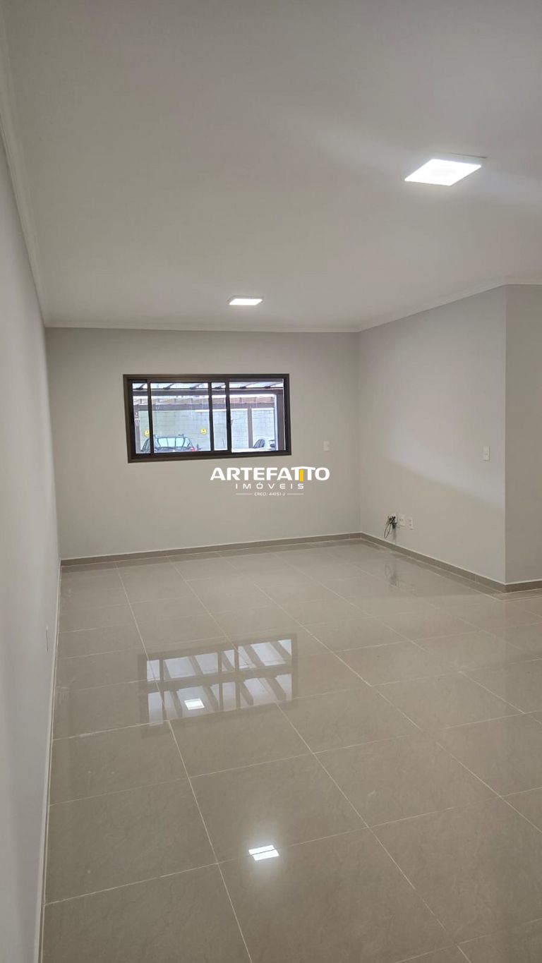  - Apartamento com 3 dormitórios