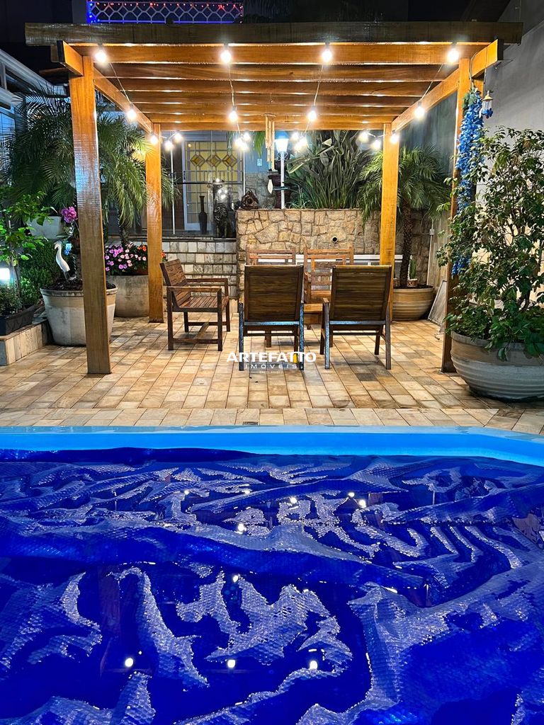 Casa à venda com 3 quartos, 249m² - São Joaquim,Franca 