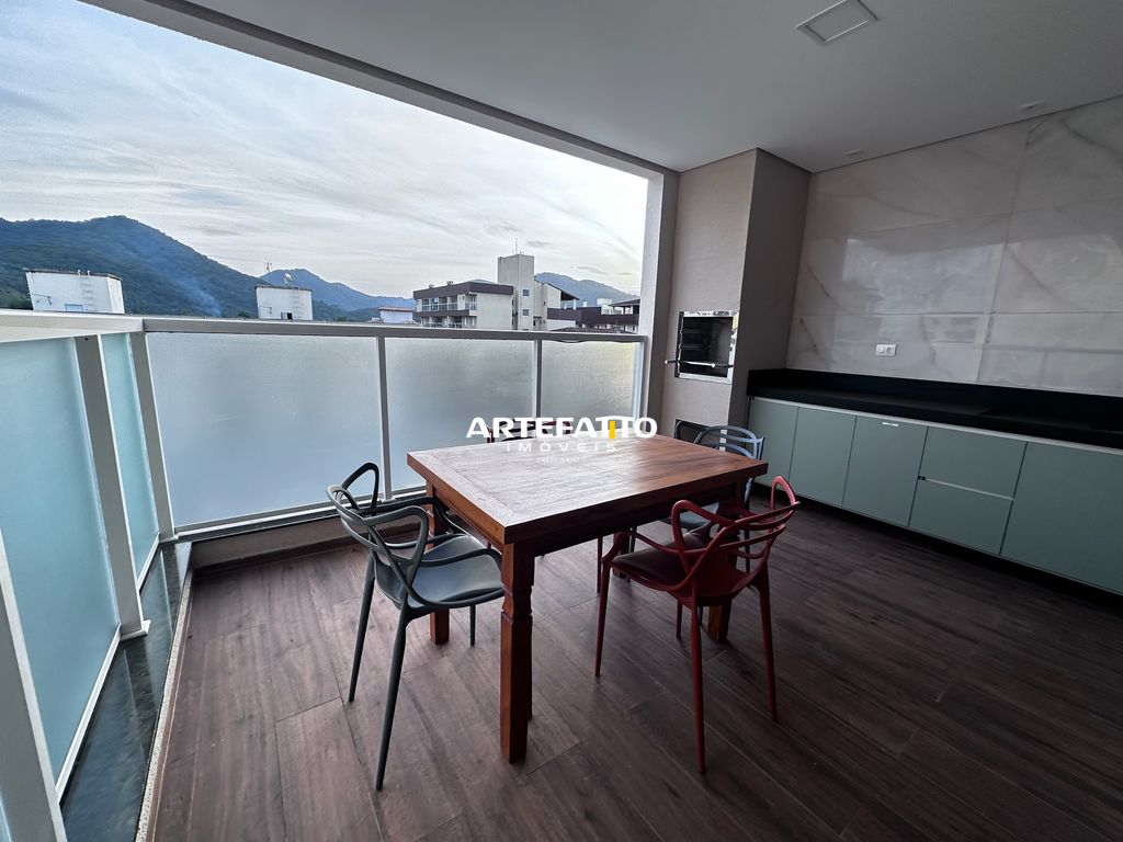  - Apartamento com 2 Suítes Varanda Gourmet Mobiliado Piscina Aquecida Itaguá