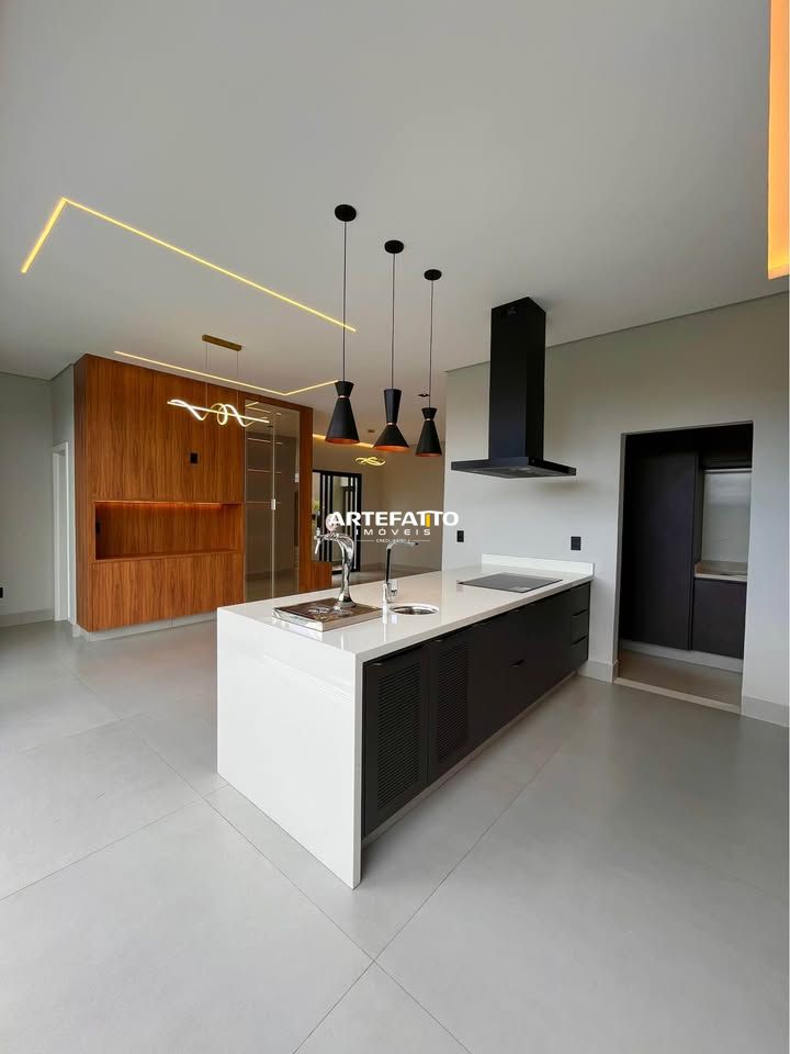 Casa à venda com 4 quartos, 250m² - Condomínio Veredas de Franca,Franca 