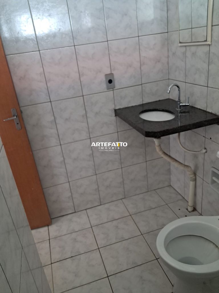  - Apartamento Parque dos Pinhais, 2 quartos, 1 vaga coberta.