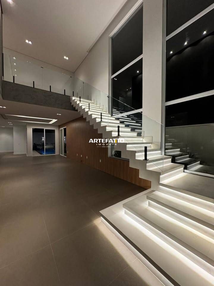 Casa à venda com 4 quartos, 343m² - Villa di Capri,Franca 