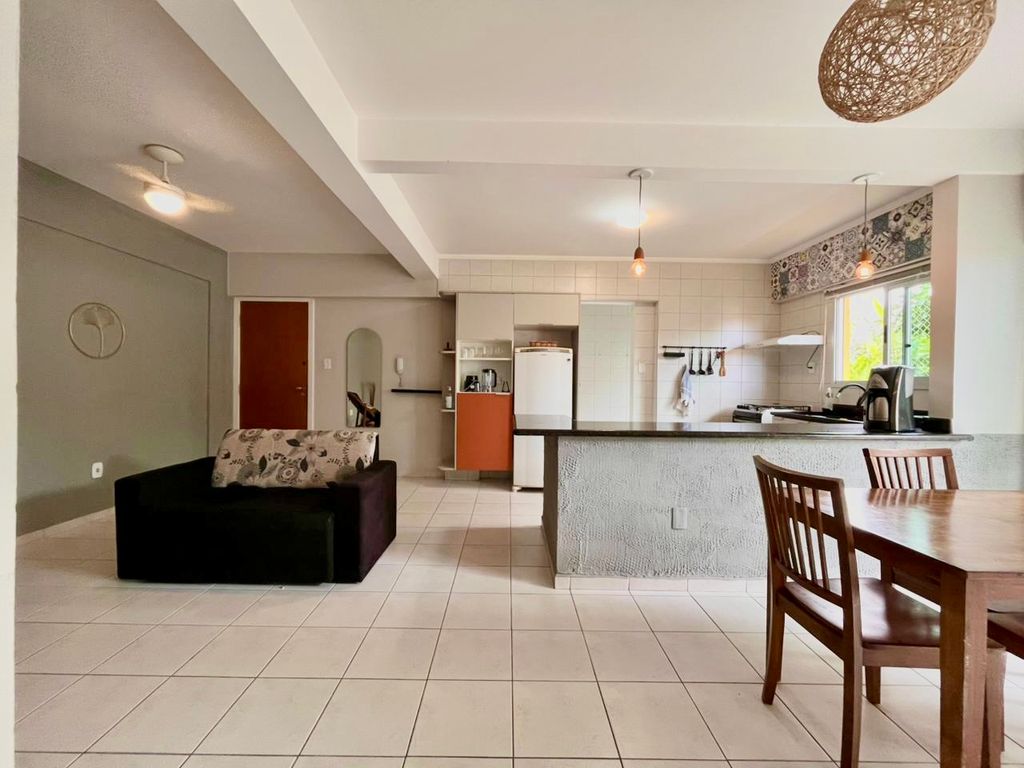 Apartamento espaçoso com 2 dormitórios na Praia do Itaguá em Ubatuba - Imobiliária Artefatto Imóveis - Franca/SP