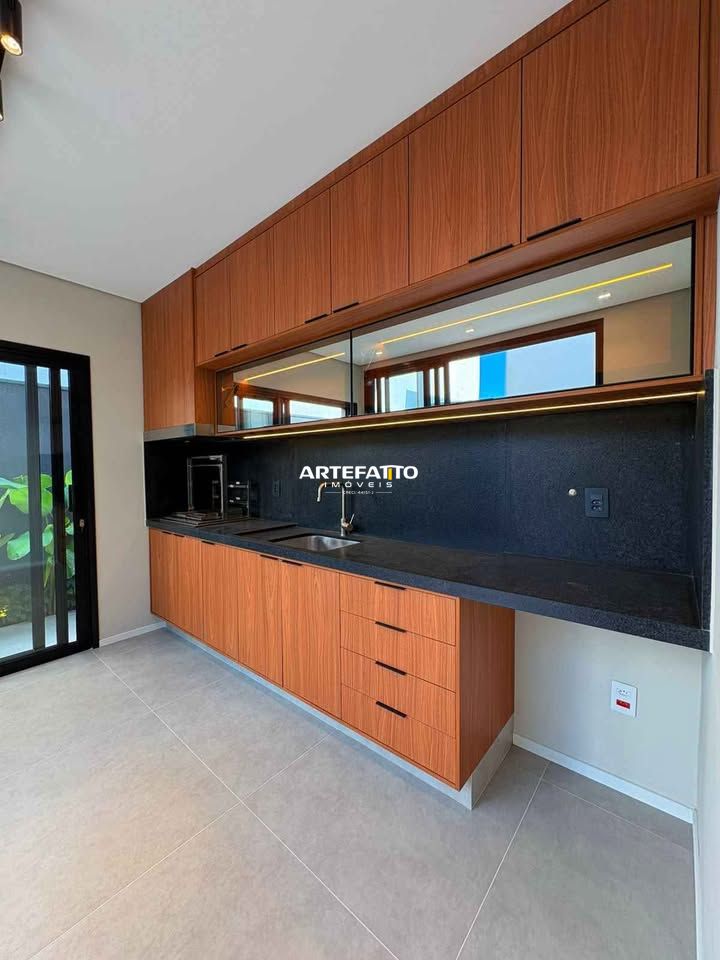 Casa à venda com 3 quartos, 215m² - Condomínio Veredas de Franca,Franca 