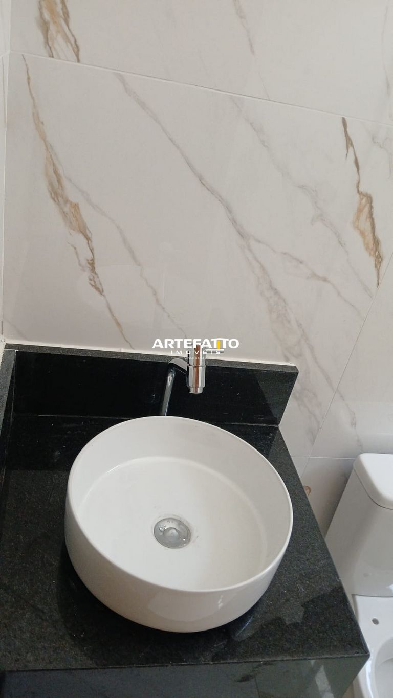  - Casa com 2 dormitórios no Residencial Ana Dorothéa